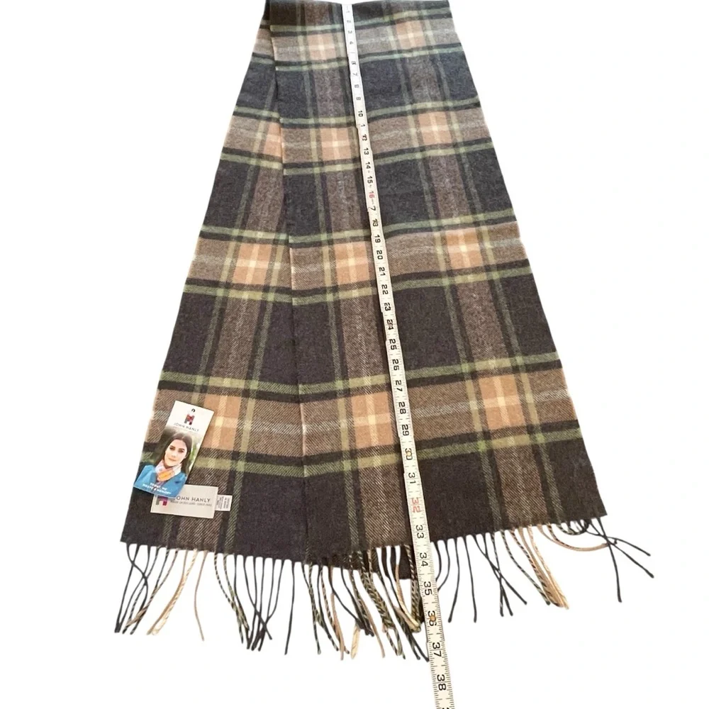 NWT John Hanly 100% Extra Fine Merino Wool Plaid Scarf Grey Beige Green Ireland